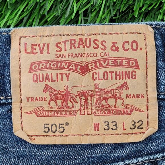 LEVIS 505 Jeans 32x31 Straight Faded Medium-Wash Whiskered - Picture 8 of 16